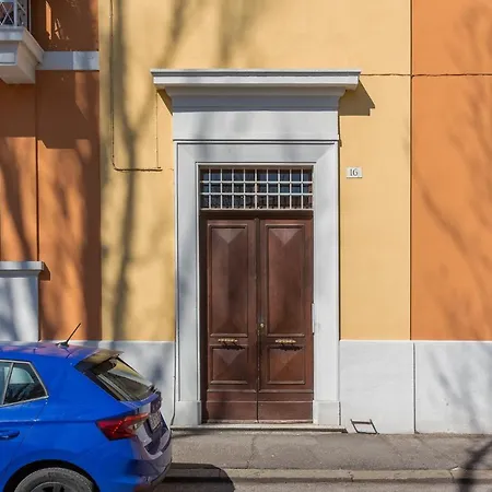 아파트 Guesthost - Station Essential With Parking 페라라