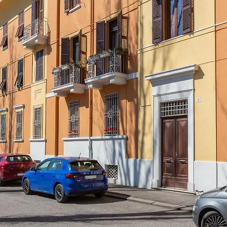 Station Essential With Parking * فيرّارا