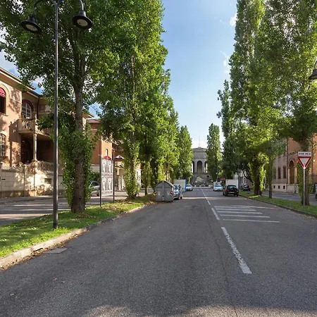 아파트 Guesthost - Station Essential With Parking