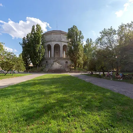 Station Essential With Parking 公寓