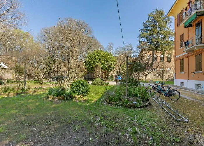 Guesthost - Station Essential With Parking Appartement *